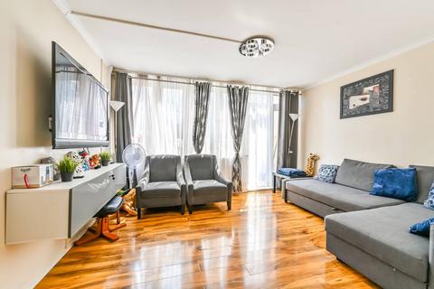 1 bedroom flat for sale, Lillie Road, Fulham, London, SW6