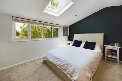 1 Simmonds Rise, Hemel Hempstead, HP3 9EA