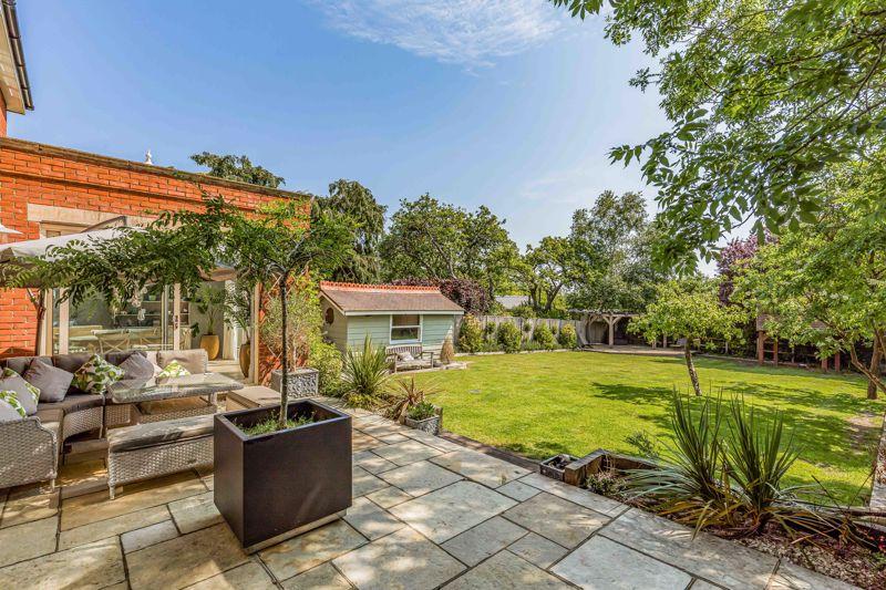 London Road, Widley 4 bed detached house for sale £1,125,000