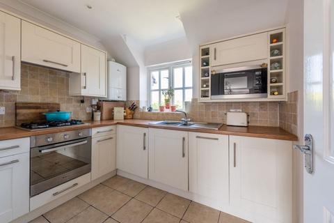 2 bedroom apartment for sale, The Street, Fetcham