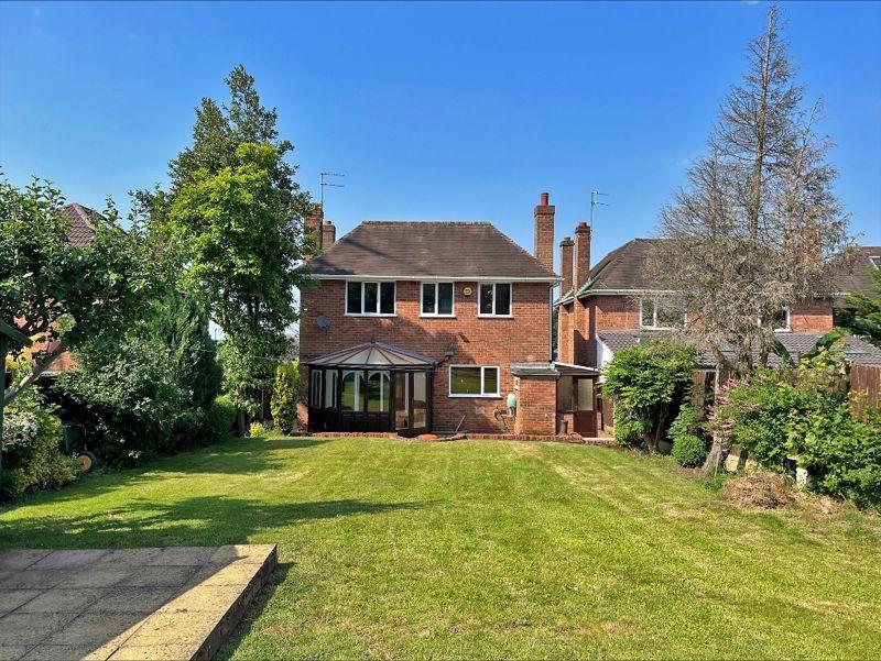 Foxlands Avenue, Wolverhampton 3 bed detached house £369,950