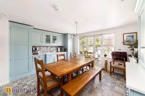 4 bedroom semi-detached house for sale, Brookland Rise, Hampstead Garden Suburb, NW11