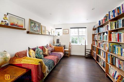 4 bedroom semi-detached house for sale, Brookland Rise, Hampstead Garden Suburb, NW11