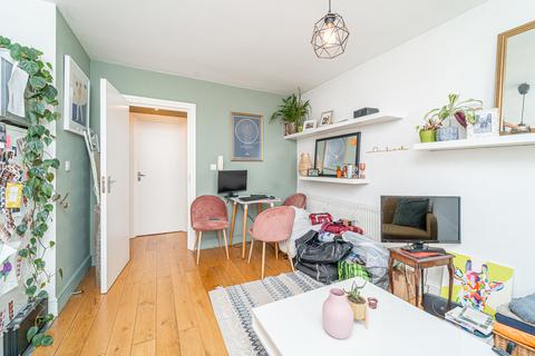 1 bedroom flat to rent, Chatsworth Road, London