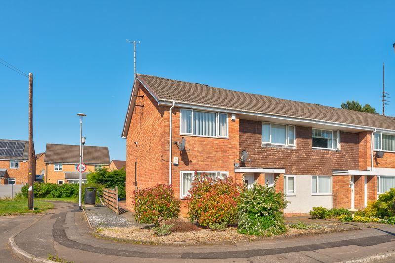 43 Forest Grove, Kilmarnock KA3 1UP 2 bed ground floor flat £100,000