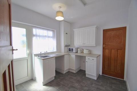 12 Oakfield Gardens, Greenford, UB6 8SD