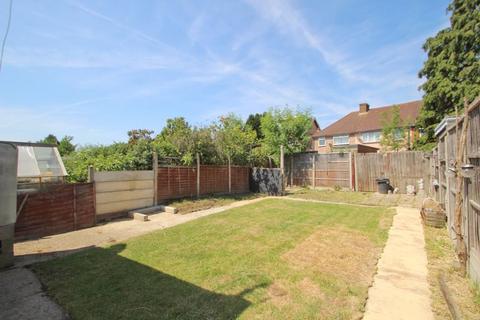 2 bedroom semi-detached bungalow for sale, Oakfield Gardens, Greenford