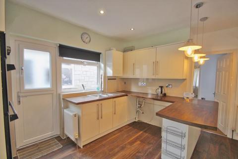 2 bedroom semi-detached bungalow for sale, Oakfield Gardens, Greenford