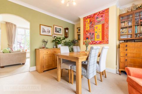 3 Hillside Avenue, Grotton, Oldham, OL4 5SG