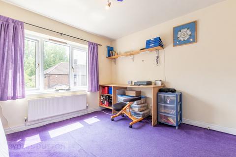 3 Hillside Avenue, Grotton, Oldham, OL4 5SG