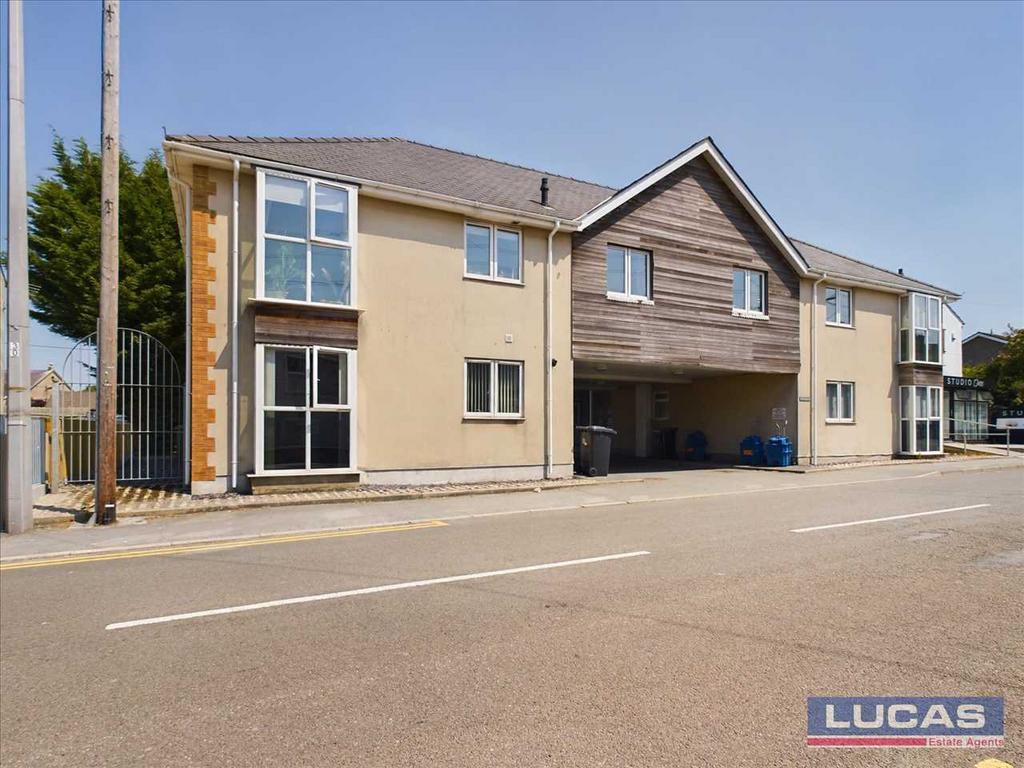 Llys Marcwis, Llanfairpwll 2 bed apartment for sale £127,500