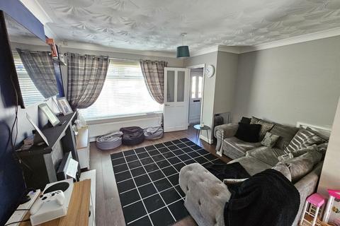 3 bedroom semi-detached house for sale - Newhouse Road, Heywood, OL10 2NX