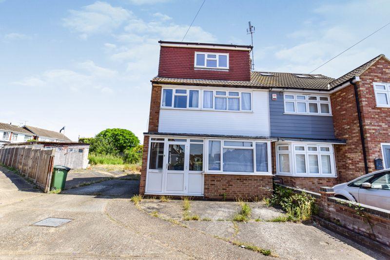 Tudor Avenue, StanfordLeHope 4 bed semidetached house for sale £