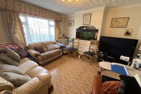 21 Chippendale Close, High Wycombe, HP13 6BS