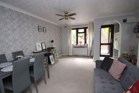 1 bedroom terraced house for sale - Eaton Place, High Wycombe HP12