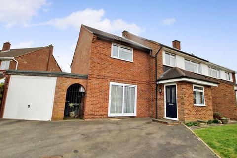 5 bedroom semi-detached house for sale, Hillfield Close, High Wycombe HP13