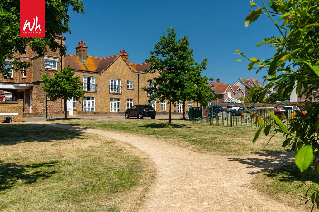 Upper Shoreham Road, ShorehambySea 1 bed flat £250,000