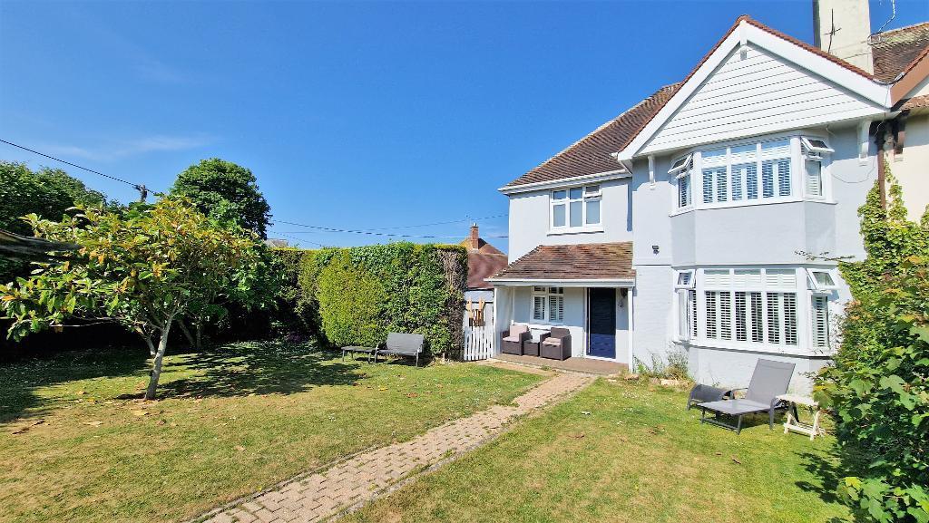 Love Lane, Bembridge, Isle of Wight, PO35 5YD 4 bed semidetached house