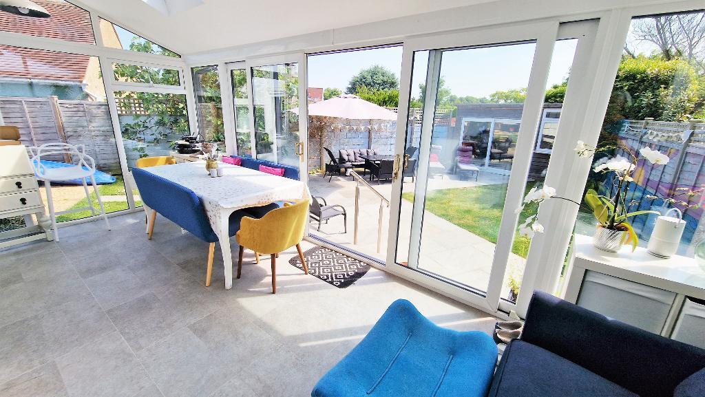 Love Lane, Bembridge, Isle of Wight, PO35 5YD 4 bed semidetached house