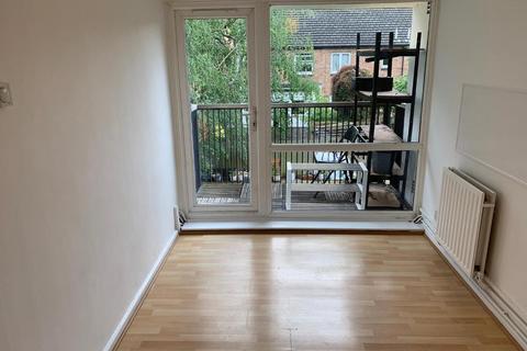 4 bedroom flat to rent, Panama House, Beaumont Square, London, E1 4LZ