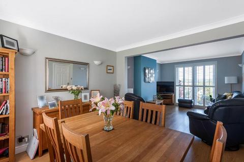 4 bedroom semi-detached house for sale - Newstead Avenue, Orpington, Kent, BR6 9RW