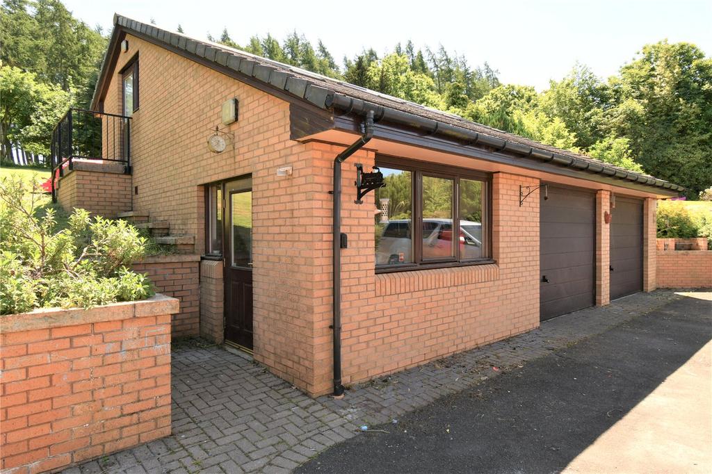 Garage / Annex