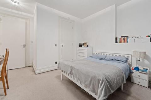 5 bedroom flat to rent, Flat B, Hyde Park Mansions, Cabbell Street, London, NW1