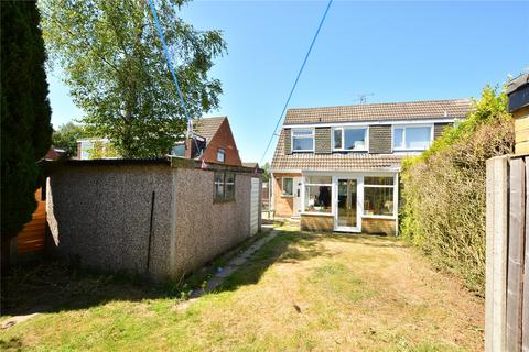 1 Barfield Mount, Leeds, LS17 8TG