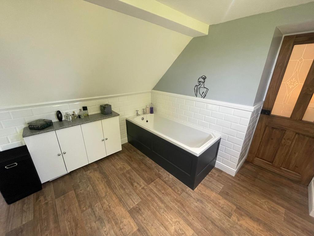 En Suite / Bathroom