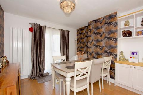 49 Totnes Road, Welling, DA16 1BU