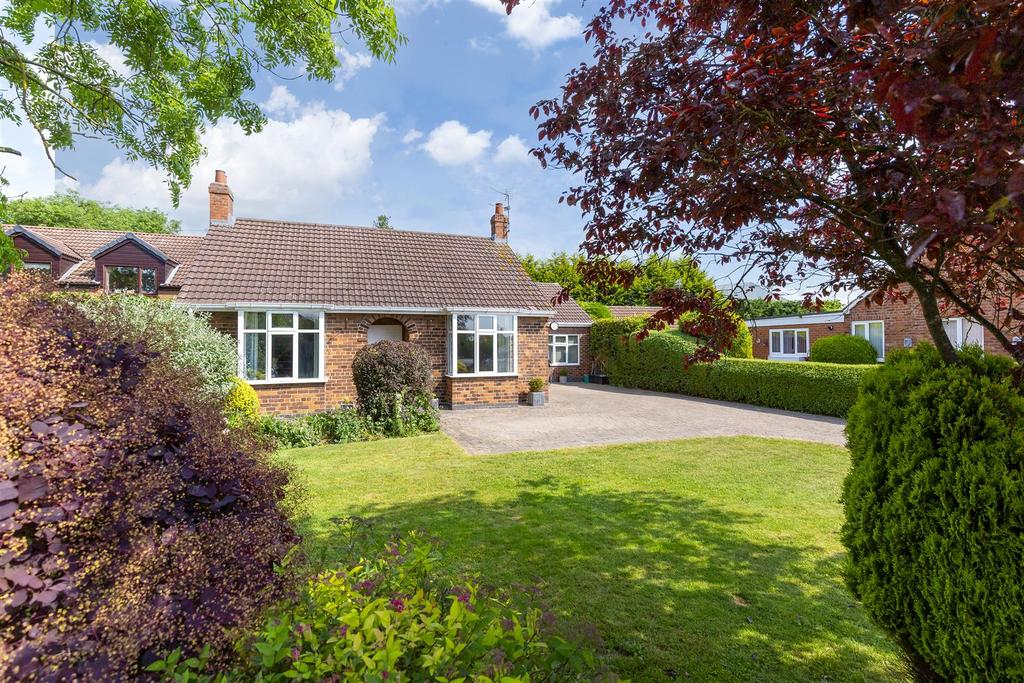 Hull Road, Dunnington, York 4 bed detached bungalow for sale £469,500