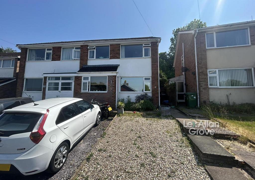 Spring Street, Halesowen 3 bed semidetached house for sale £220,000
