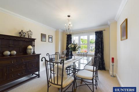 24 Edmondson Close, Brampton, CA8 1GH
