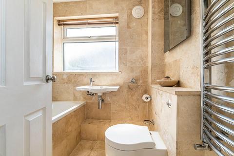 83 Hatch Gardens, Tadworth, KT20 5LD