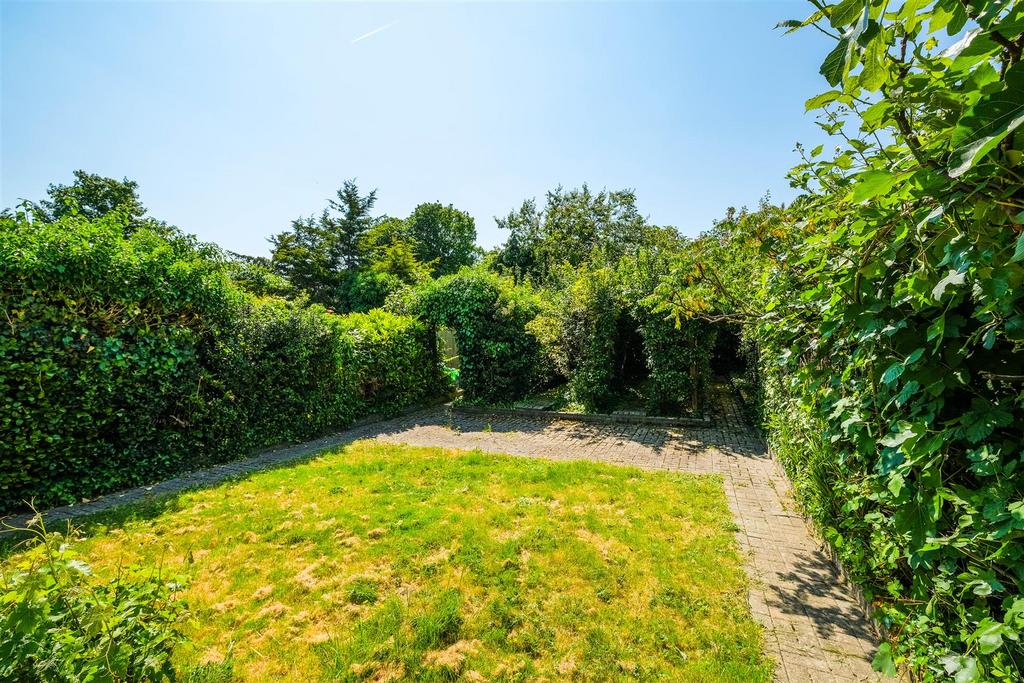 41 Rokeby Gardens-18.jpg