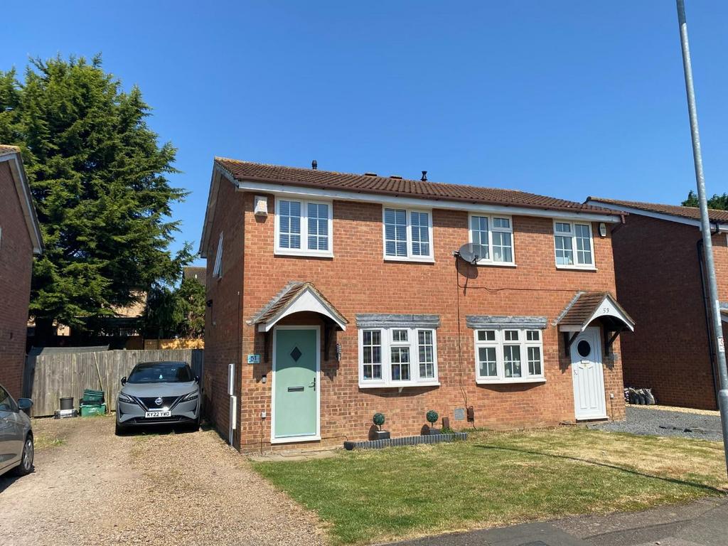 Wilford Avenue, Wakes Meadow, Northampton NN3 2 bed semidetached house