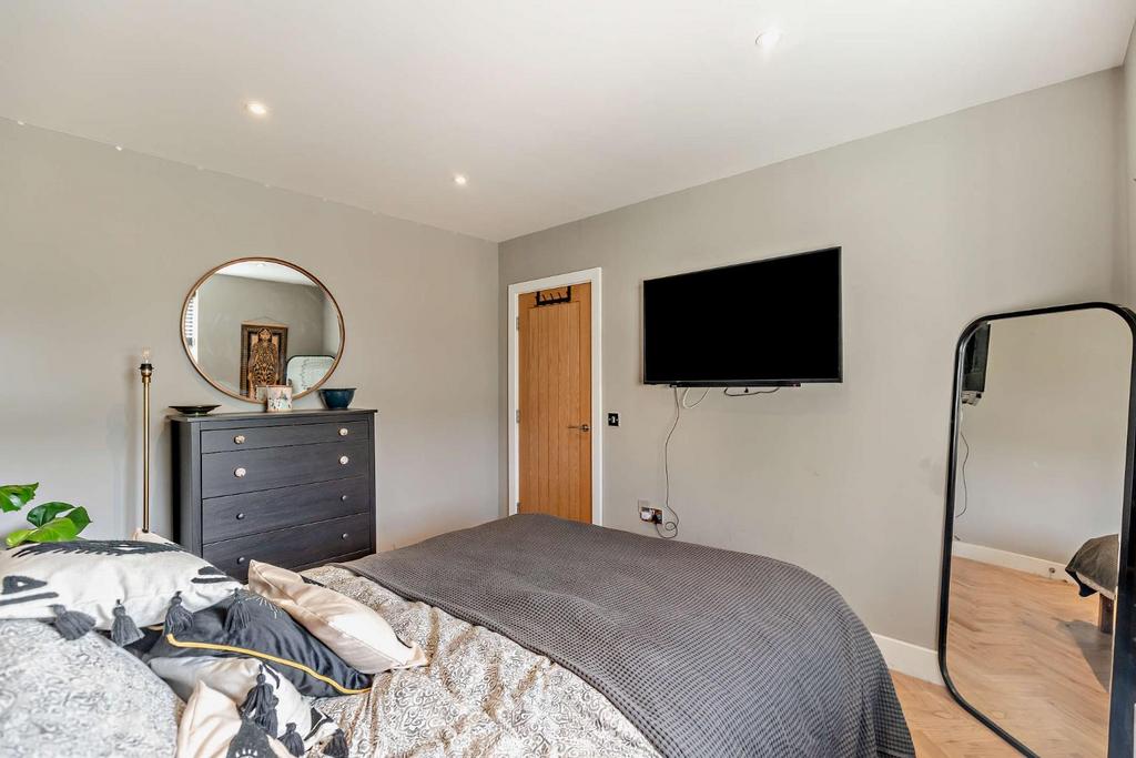 8547448-interior04-800.jpg