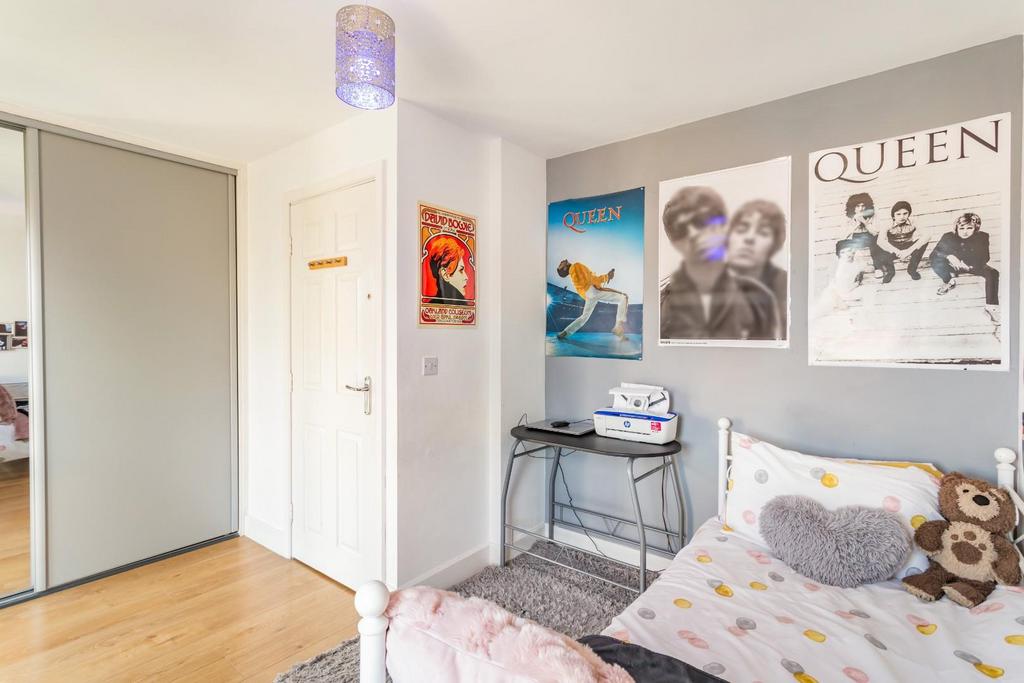 8558618-interior04.jpg