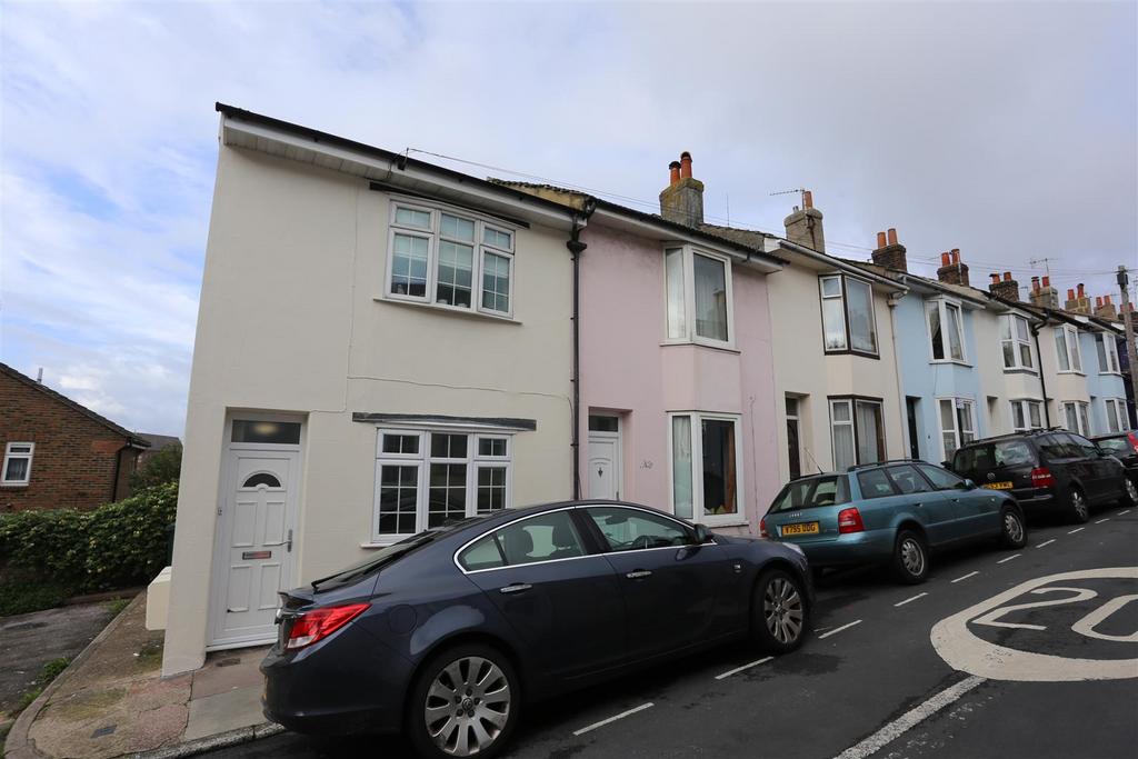 Belgrave Street, Brighton 1 bed flat £995 pcm (£230 pw)