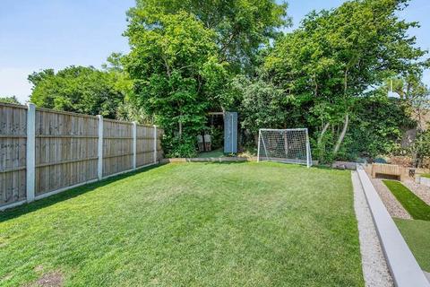 45 Fernhurst Road, Ashford, TW15 1AQ