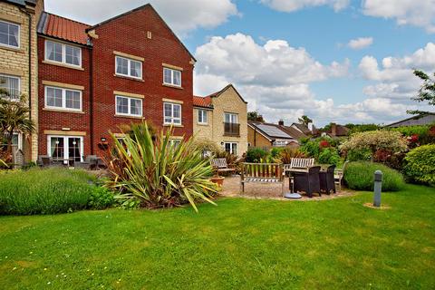 2 bedroom apartment for sale - Eastgate, Pickering