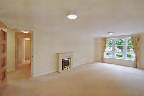 2 bedroom apartment for sale, Eastgate, Pickering