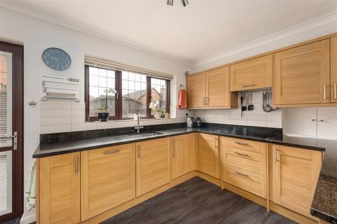 12 The Ridings, Chestfield, Whitstable, CT5 3PE