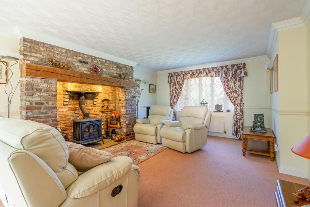 Kitty Garth, Wheldrake, York 5 bed detached house for sale £700,000