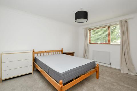 1 bedroom flat for sale, Kenninghall Road
