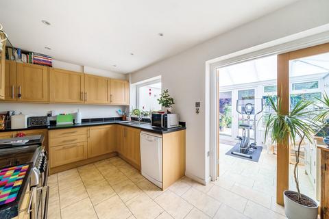 4 Hillside Road, Lower Stondon, Henlow, SG16 6LQ