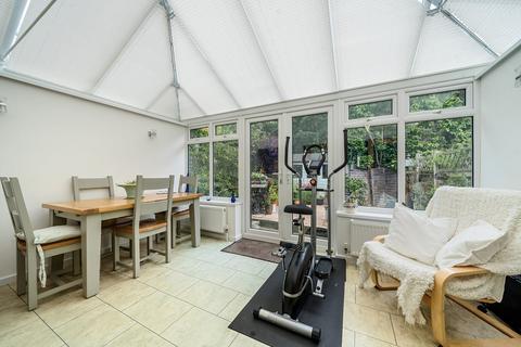 4 Hillside Road, Lower Stondon, Henlow, SG16 6LQ