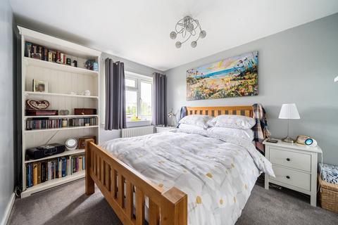 4 Hillside Road, Lower Stondon, Henlow, SG16 6LQ
