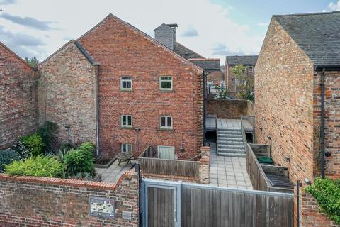 3 bedroom townhouse for sale, Clementhorpe Maltings, Lower Darnborough Street, York