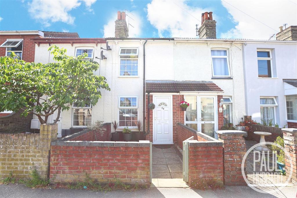 Southwell Road, Kirkley, NR33 3 bed terraced house for sale £160,000